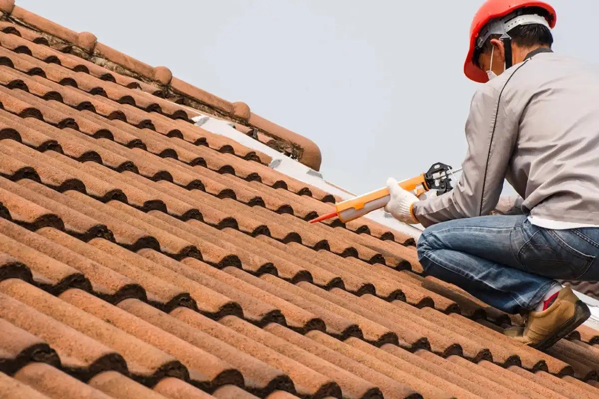 Flat roof repair company in Milton, FL