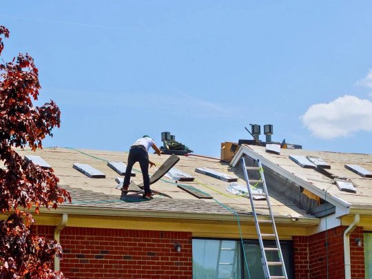 Commercial metal roof replacement in Gulf Breeze, FL