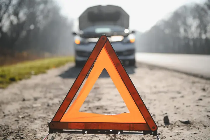 safe roadside tire change assistance Marlboro OH emergency vehicle breakdown help